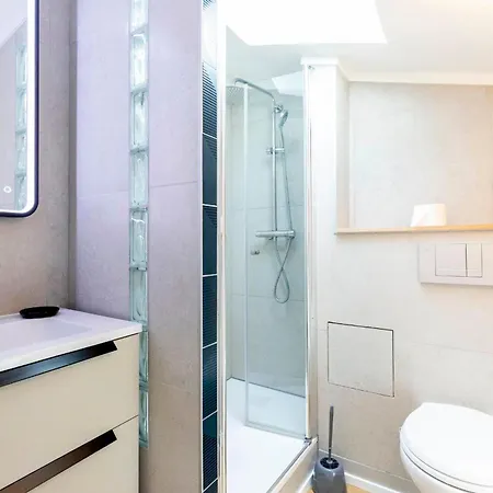 Vauban Stylish 1-bedroom In Center With Ac