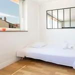 Апартаменты Vauban Stylish 1-bedroom In Center With Ac Антиб